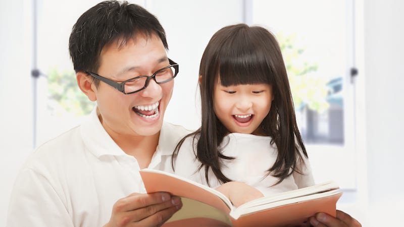 5 điều tôi ước phụ huynh đều biết về việc đọc sách cho con (Ảnh: We Are Teachers)