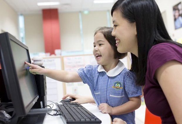 Cha mẹ Philippines gợi ý 6 trang web tải miễn phí tài liệu tiếng Anh